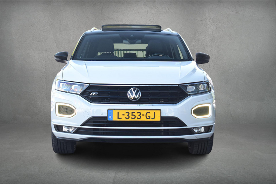 Volkswagen T-Roc 1.5 TSI Sport Business R | Pano | Half Leer | Virtual | Apple CarPlay