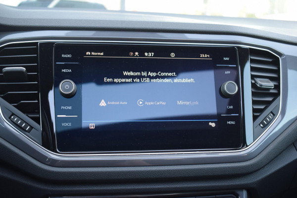 Volkswagen T-Roc 1.5 TSI Sport Business R | Pano | Half Leer | Virtual | Apple CarPlay