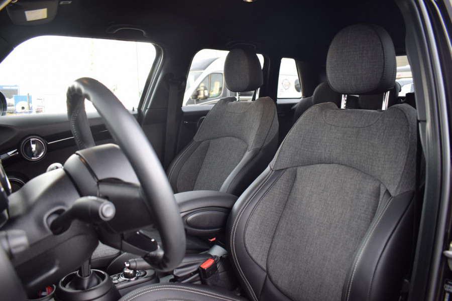 MINI Mini Mini 1.5 60 Years Edition | 5 Deurs | Half Leer | Stoelverw. | Apple CarPlay