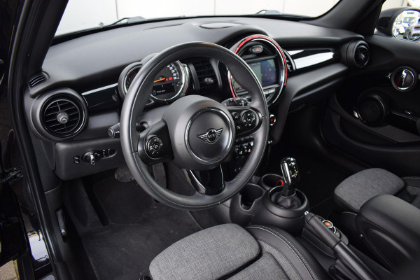 MINI Mini Mini 1.5 60 Years Edition | 5 Deurs | Half Leer | Stoelverw. | Apple CarPlay