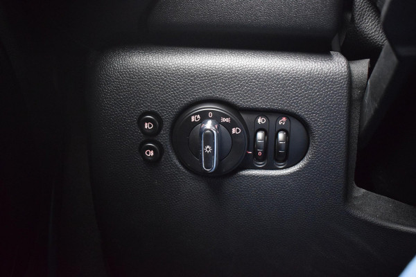 MINI Mini Mini 1.5 60 Years Edition | 5 Deurs | Half Leer | Stoelverw. | Apple CarPlay