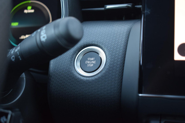 Mitsubishi Colt 1.6 HEV First Edition | Stuur- en Stoelverw. | Bose | Half Leer | 360 Cam