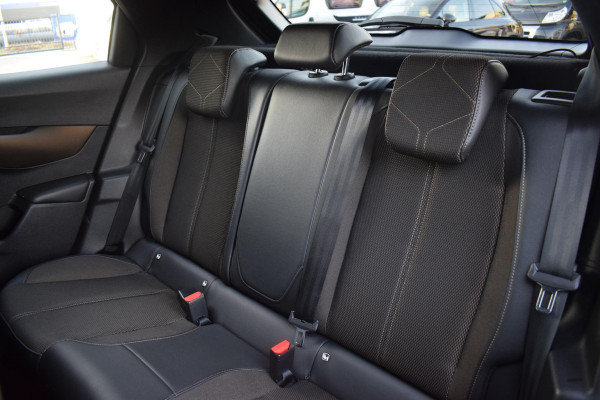 DS DS 3 Crossback 1.2 PureTech Business | Afn. Trekhaak | Apple CarPlay | Half Leer | Climate