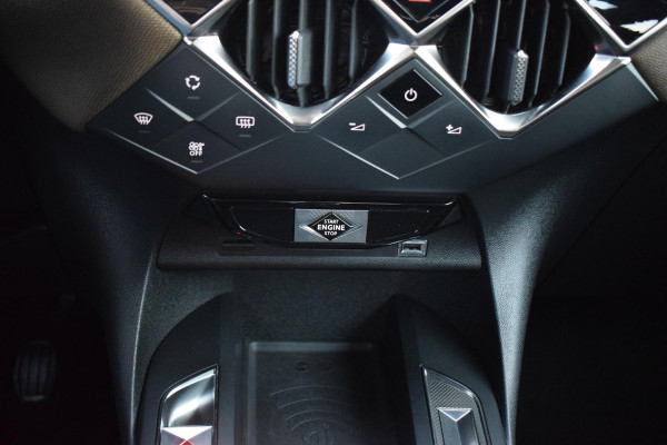 DS DS 3 Crossback 1.2 PureTech Business | Afn. Trekhaak | Apple CarPlay | Half Leer | Climate