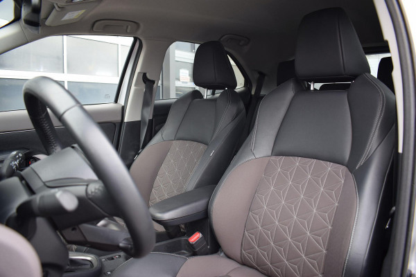 Toyota Yaris Cross 1.5 Hybrid Executive | Two Tone | Apple CarPlay | Half Leer | Stoelverwarming