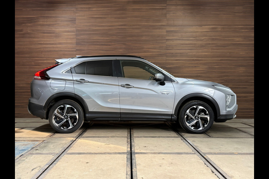 Mitsubishi Eclipse Cross 2.4 PHEV Instyle | Afneembare Trekhaak | Navigatie | Cruise Control | Camera | Elektrische stoel