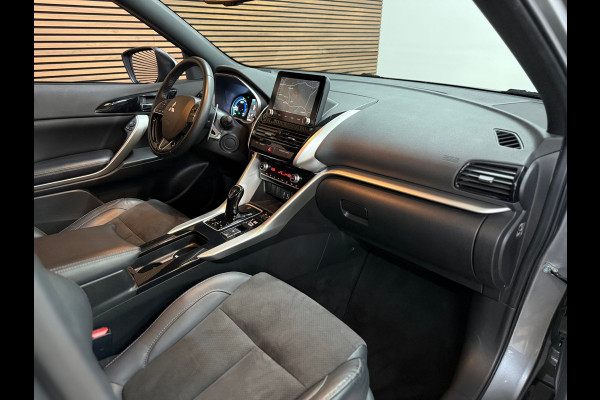 Mitsubishi Eclipse Cross 2.4 PHEV Instyle | Afneembare Trekhaak | Navigatie | Cruise Control | Camera | Elektrische stoel
