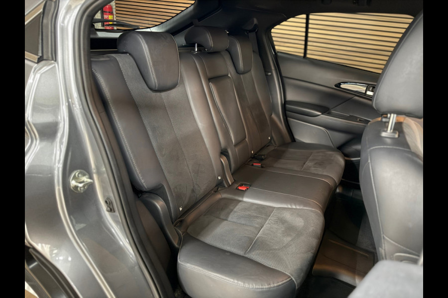 Mitsubishi Eclipse Cross 2.4 PHEV Instyle | Afneembare Trekhaak | Navigatie | Cruise Control | Camera | Elektrische stoel