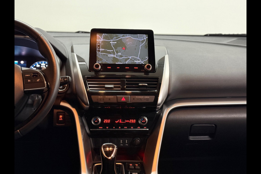 Mitsubishi Eclipse Cross 2.4 PHEV Instyle | Afneembare Trekhaak | Navigatie | Cruise Control | Camera | Elektrische stoel