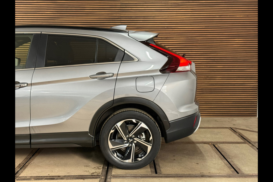 Mitsubishi Eclipse Cross 2.4 PHEV Instyle | Afneembare Trekhaak | Navigatie | Cruise Control | Camera | Elektrische stoel