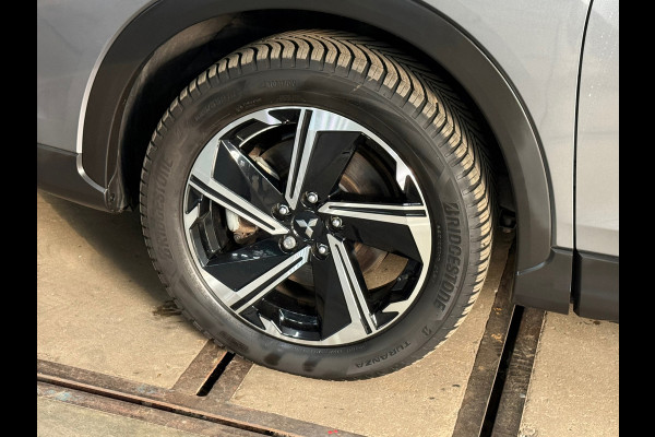 Mitsubishi Eclipse Cross 2.4 PHEV Instyle | Afneembare Trekhaak | Navigatie | Cruise Control | Camera | Elektrische stoel