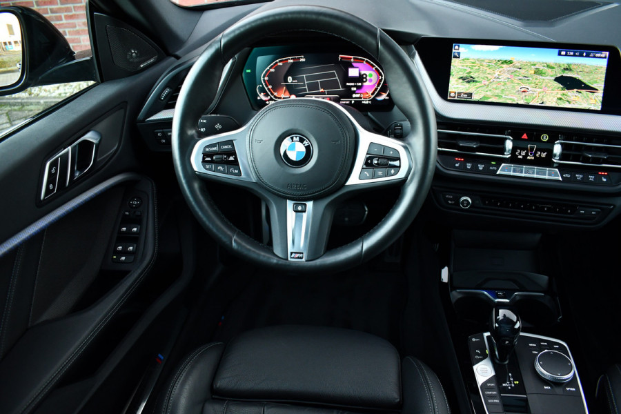 BMW 2 Serie Gran Coupé 218i M-Sport Pano M-zetels ACC H/K HUD 19inch NL-auto