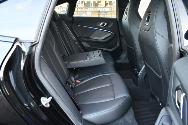 BMW 2 Serie Gran Coupé 218i M-Sport Pano M-zetels ACC H/K HUD 19inch NL-auto