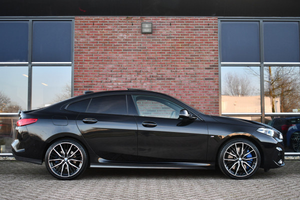 BMW 2 Serie Gran Coupé 218i M-Sport Pano M-zetels ACC H/K HUD 19inch NL-auto