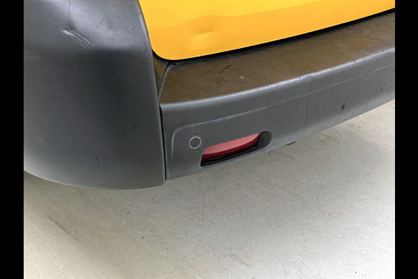 Peugeot Expert 2.0 HDI Euro6 123PK L2 Premium / 2xSchuifdeur / Trekhaak / Airco / Apk 01-2027