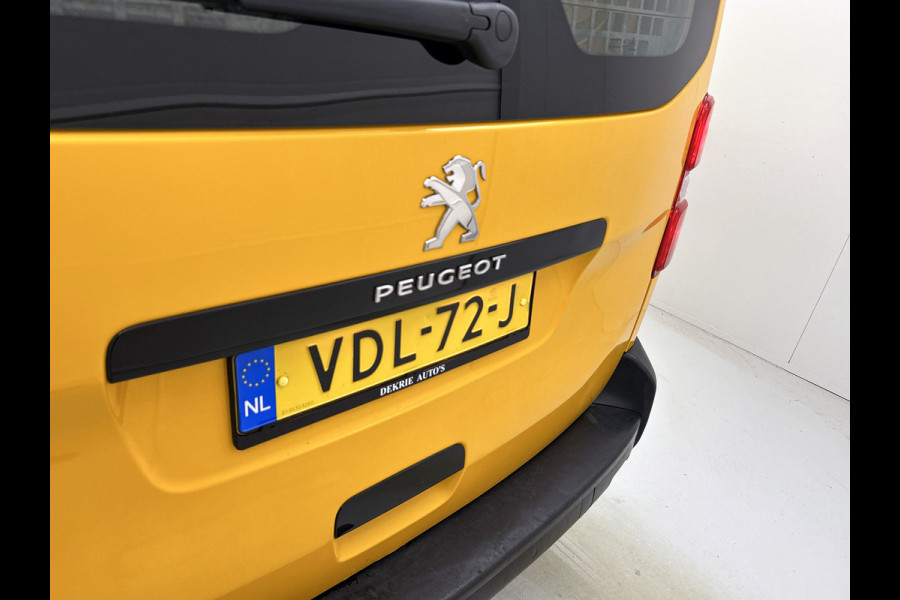 Peugeot Expert 2.0 HDI Euro6 123PK L2 Premium / 2xSchuifdeur / Trekhaak / Airco / Apk 01-2027
