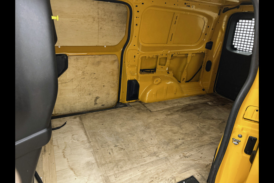 Peugeot Expert 2.0 HDI Euro6 123PK L2 Premium / 2xSchuifdeur / Trekhaak / Airco / Apk 01-2027