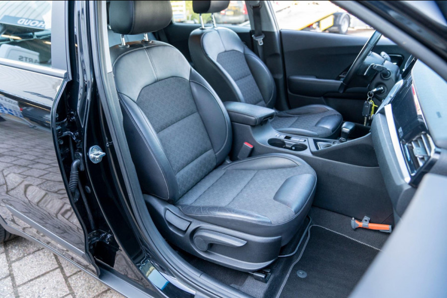 Kia Niro 1.6 GDi Hybrid DynamicLine|Prijs rijklaar incl 12 mnd garantie|Trekhaak Camera ACC Carplay