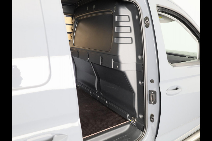 Volkswagen Caddy Cargo 2.0 TDI Style 75 pk | Verlengde garantie | Navigatie via App | Parkeersensoren | Achteruitrijcamera | LED koplampen |