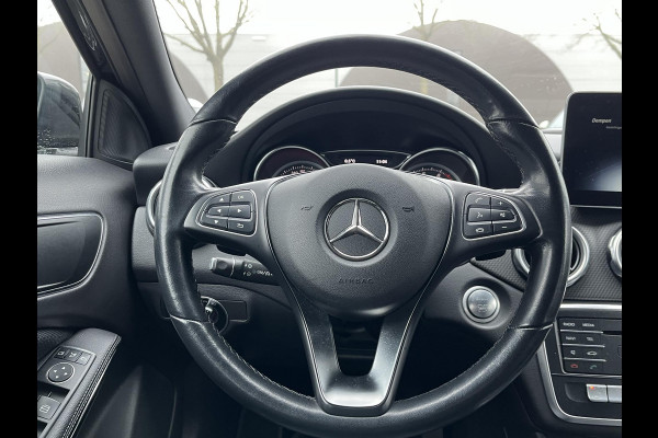 Mercedes-Benz GLA 180 Premium Plus Stoelverwarming | Climate Control | Camera | Top onderhouden | 12 maanden BOVAG-garantie