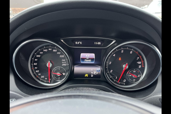 Mercedes-Benz GLA 180 Premium Plus Stoelverwarming | Climate Control | Camera | Top onderhouden | 12 maanden BOVAG-garantie