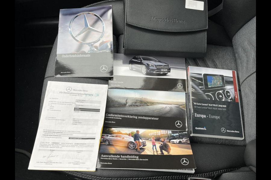 Mercedes-Benz GLA 180 Premium Plus Stoelverwarming | Climate Control | Camera | Top onderhouden | 12 maanden BOVAG-garantie