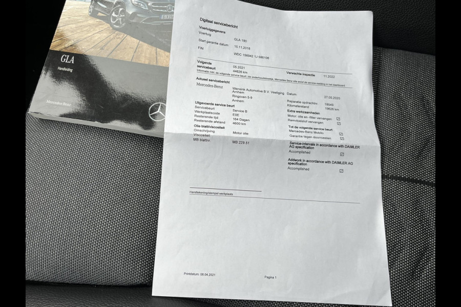 Mercedes-Benz GLA 180 Premium Plus Stoelverwarming | Climate Control | Camera | Top onderhouden | 12 maanden BOVAG-garantie