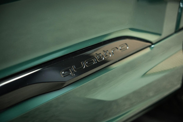 Audi Q7 55 TFSI e quattro Pro Line S | Goodwood Green | RS seats | Head-up | Stoelverwarming | Trekhaak |