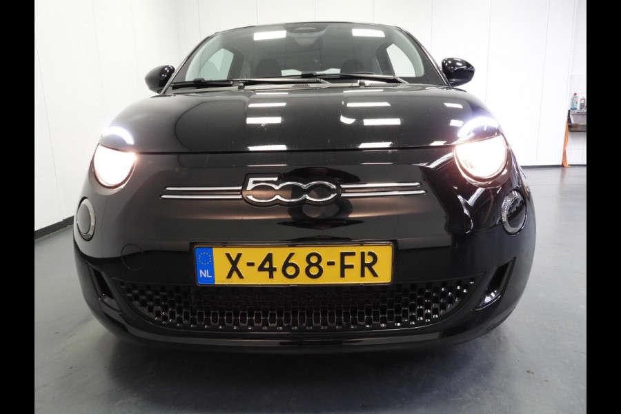 Fiat 500 Urban 42 kWh NAVI-APP/CLIMA/CRUISE!