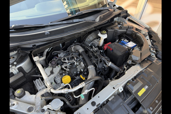Nissan QASHQAI 1.3 DIG-T N-Connecta / Camera / Parkeersensoren / Trekhaak 1.300KG / Panoramadak / Carplay