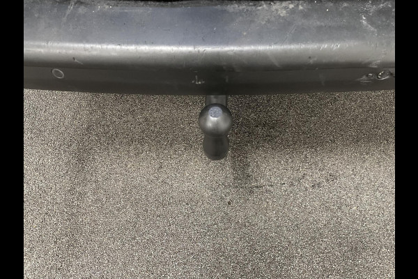 Volkswagen Transporter 2.0 TDI L2H1 110PK T6.1 Airco Cruise Control Apple CarPlay/MirrorLink Trekhaak