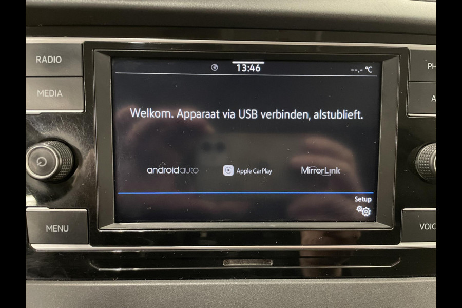 Volkswagen Transporter 2.0 TDI L2H1 110PK T6.1 Airco Cruise Control Apple CarPlay/MirrorLink Trekhaak