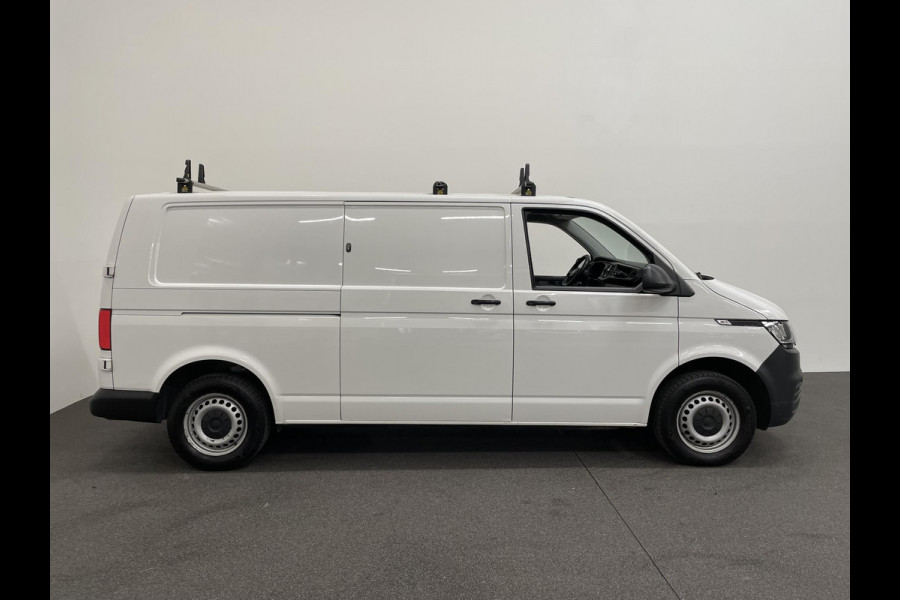 Volkswagen Transporter 2.0 TDI L2H1 110PK T6.1 Airco Cruise Control Apple CarPlay/MirrorLink Trekhaak