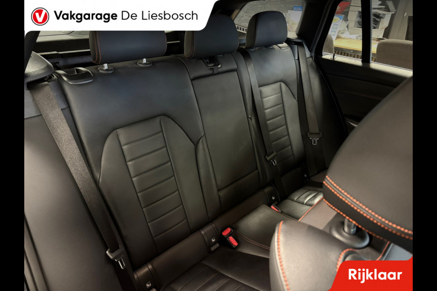 BMW 3 Serie Touring 330e eDrive Edition / Leder / LED / Trekhaak / cruise-control