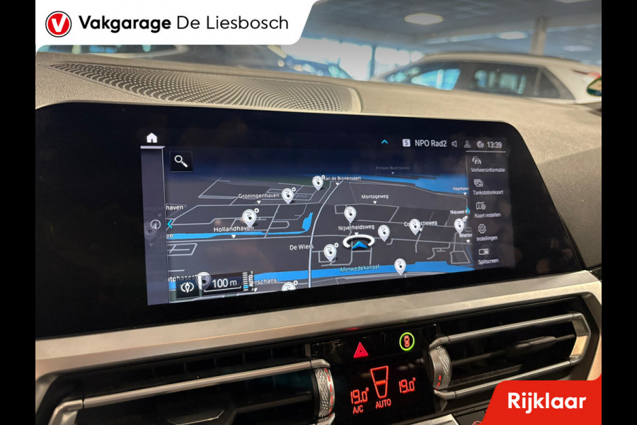BMW 3 Serie Touring 330e eDrive Edition / Leder / LED / Trekhaak / cruise-control