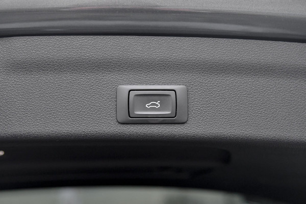 Audi A6 Avant 55 TFSI e quattro Pro Line S Competition. Pano, Matrix, 21'', Camera, CarPlay!