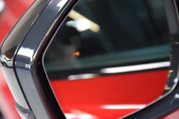 Land Rover Range Rover Velar 2.0 I4 Turbo AWD R-Dynamic SE Panoramadak|Lane-Assist|64800km!!|Leder|Firenze