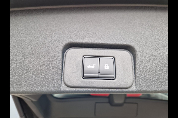 Nissan X-Trail 1.5 163PK Tekna /360 camera /HUD /Panoramadak /Winterpakket