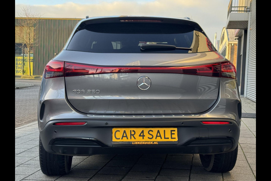 Mercedes-Benz EQA 250 AMG Edition 1 67 kWh - AUTOMAAT I Navigatie I Leer I Sport pakket I PDC I LED I Achteruitrij Camera