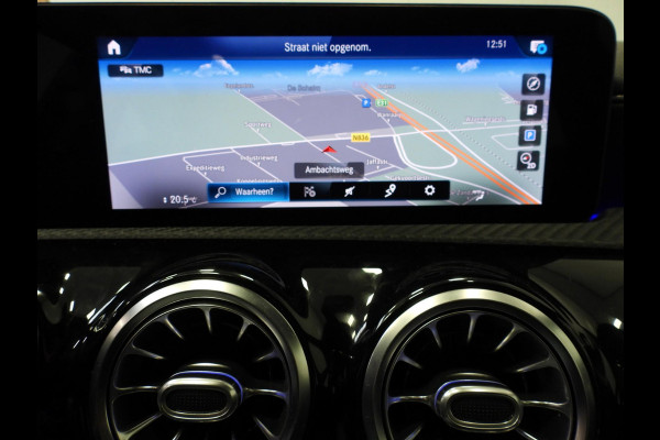 Mercedes-Benz A-Klasse A180 Premium Plus LEER/SCHUIFDAK/SFEER/BURMESTER/17"LMV!