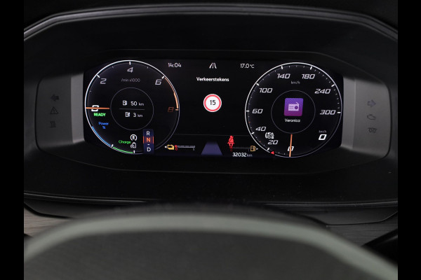 CUPRA Leon Sportstourer 1.4 TSI eHybrid PHEV FR Business Intense 204 pk Automaat (DSG) | Navigatie | Parkeersensoren achter | Autom. airco (3 zones) | Stoelverwarming | Keyless |