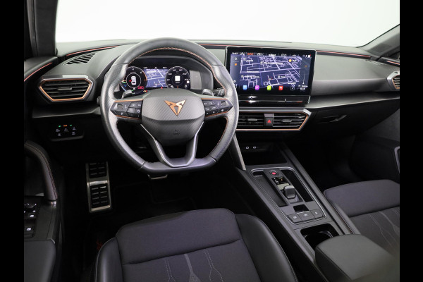 CUPRA Leon Sportstourer 1.4 TSI eHybrid PHEV FR Business Intense 204 pk Automaat (DSG) | Navigatie | Parkeersensoren achter | Autom. airco (3 zones) | Stoelverwarming | Keyless |