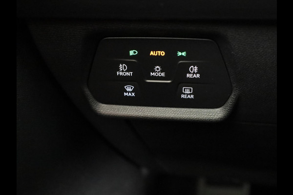 CUPRA Leon Sportstourer 1.4 TSI eHybrid PHEV FR Business Intense 204 pk Automaat (DSG) | Navigatie | Parkeersensoren achter | Autom. airco (3 zones) | Stoelverwarming | Keyless |