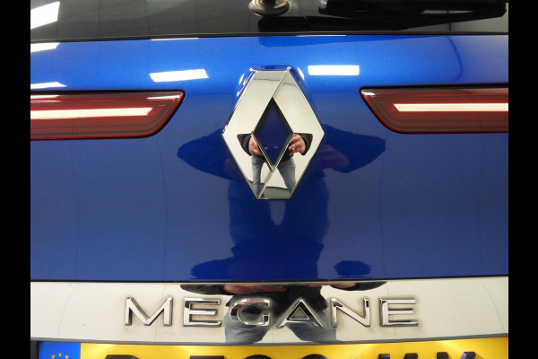 Renault Mégane Estate 1.3 TCe Aut. R.S. Line NAVI/CAMERA/HEAD-UP/LED/18"LMV!