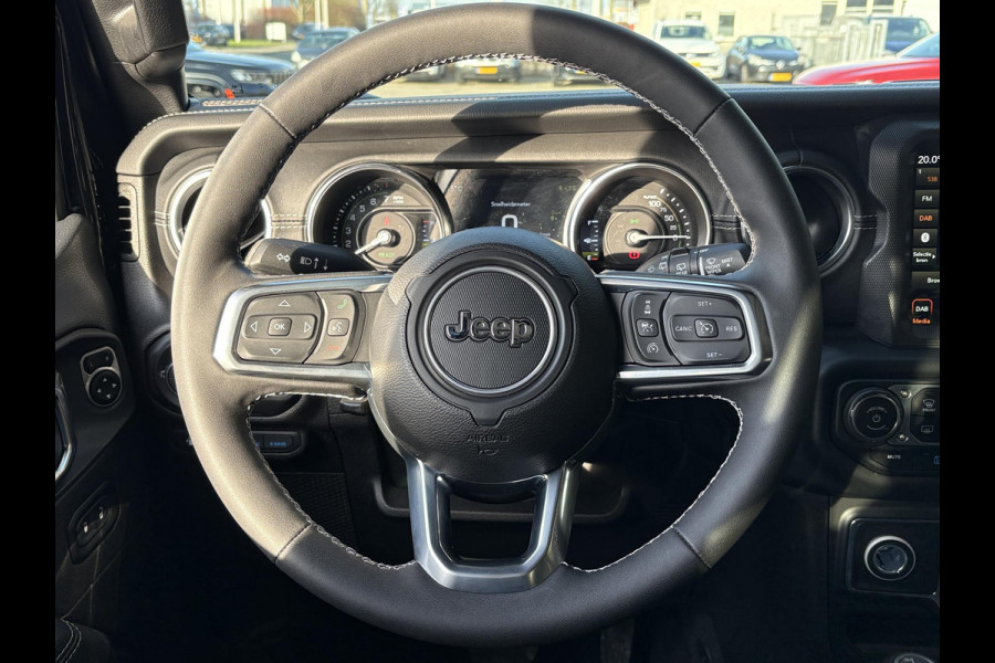 Jeep Wrangler Unlimited 4xe 380pk Sahara PHEV | Leder | Stoel- & Stuurverwarming | Navigatie | Afneembaar Dak |