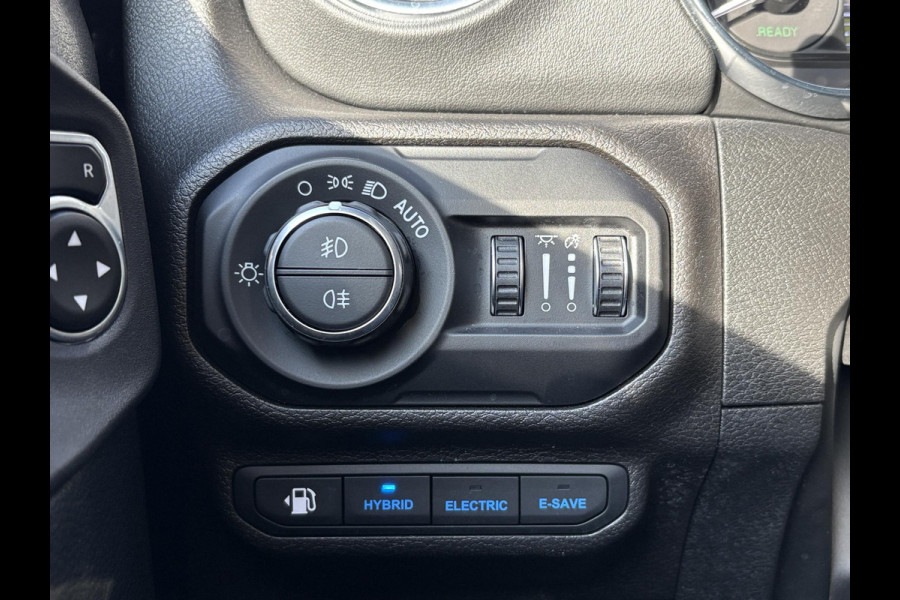 Jeep Wrangler Unlimited 4xe 380pk Sahara PHEV | Leder | Stoel- & Stuurverwarming | Navigatie | Afneembaar Dak |