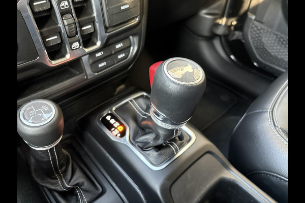 Jeep Wrangler Unlimited 4xe 380pk Sahara PHEV | Leder | Stoel- & Stuurverwarming | Navigatie | Afneembaar Dak |