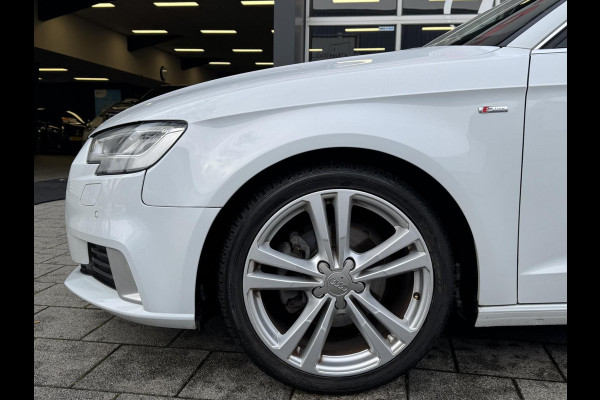 Audi A3 Sportback 30 TFSI Sport S Line Edition - Navigatie I Airco I Sport interieur & Velgen I PDC I Dealer onderhouden