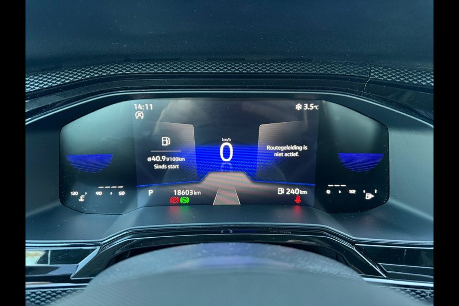 Volkswagen Polo 1.0 TSI Life Business - Automaat - Media Apple/Android - Parkeersensoren - Climate