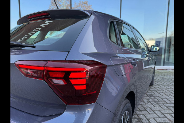 Volkswagen Polo 1.0 TSI Life Business - Automaat - Media Apple/Android - Parkeersensoren - Climate